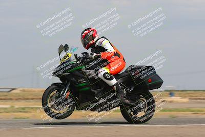 media/Sep-10-2023-Pacific Track Time (Sun) [[44210541ad]]/Group B/1220pm (Wheelie Bump)/